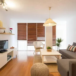 https://tgh-mlaga-centro-con-parking.hotelsinnerja.org