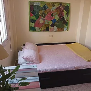 https://confortable-habitacin-cntrica-en-piso-privado.hotelsinnerja.org