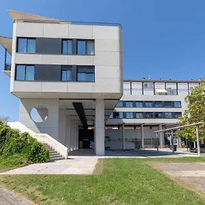https://apartamentos-libere-pamplona-yamaguchi.sansebastianhotels.net